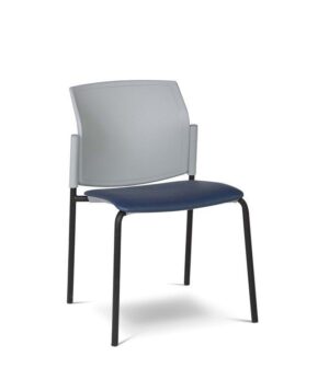 כסא קפיטריה/ כסא אורח לוגו פלסטיק